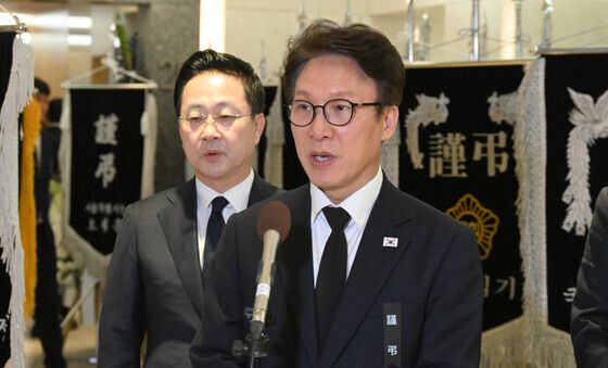 조문 마친 김민석 대표