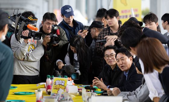 잠수교 치킨데이 현장 찾은 오세훈 시장