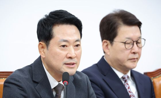 발언하는 장동혁 대표