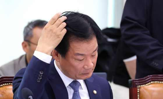 [국감] 법무장관 후보로 거론되는 박균택 의원