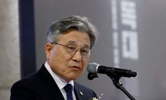 환영사 하는 허민 국가유산청장