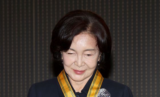 국민훈장 동백장 수여받은 홍라희 리움미술관 명예관장