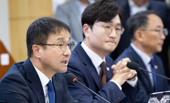 인사말하는 한병도 민주당 원내대표