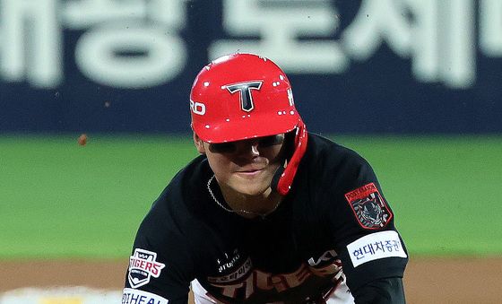 김도영 '과감한 태그업'