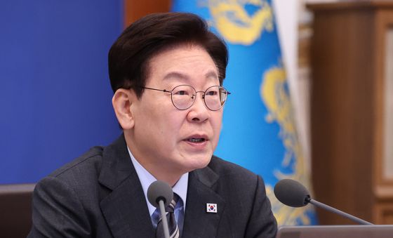 국무회의 주재하는 이재명 대통령