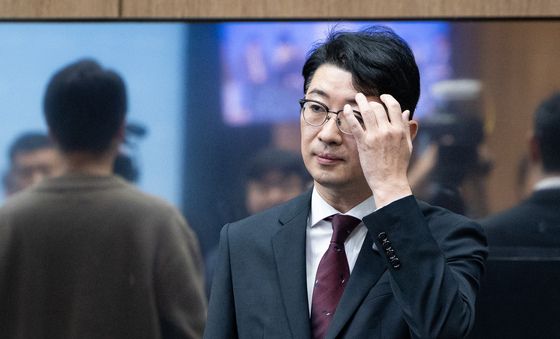 이 대통령 부부 태릉CC 예약 관련 기자회견 연 주진우 의원