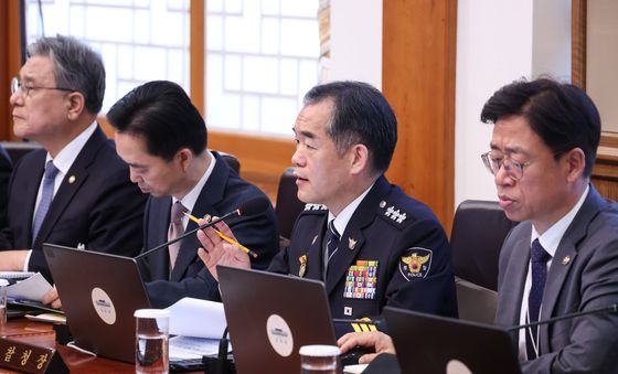 국무회의 발언하는 김종철 직무대행