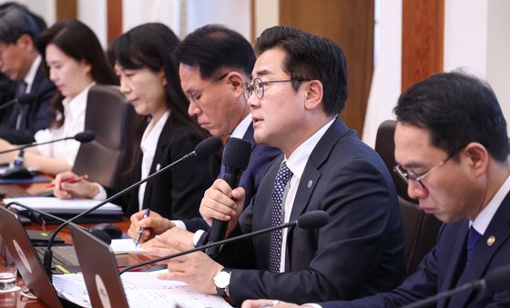 발언하는 박찬대 시도지사협의회장