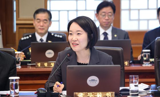 코리아 그랜드 페스티벌 추진 계획 보고하는 이소영 장관