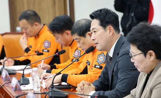 인사말하는 장동혁 대표