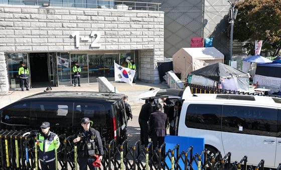 선관위특검, 올림픽공원 핸드볼경기장 압수수색