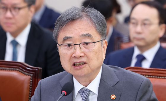 [국감] 답변하는 조현 외교부 장관