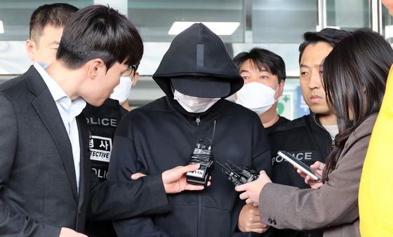 영장심사 향하는 '대전 스토킹 신고' 여성 살해 피의자