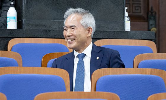 의총 참석한 양부남 의원