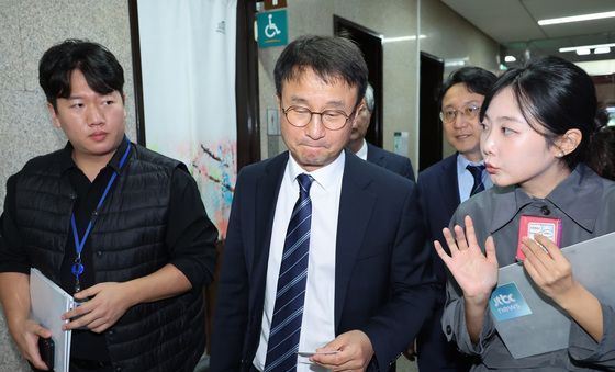 의원총회 마친 한병도