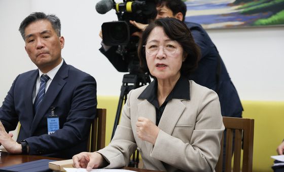 경기도 현안 대화나누는 추미애 지사