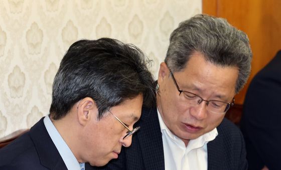 홍지선 장관 '주택 공급  대화'