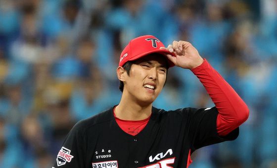KIA 이의리 강판