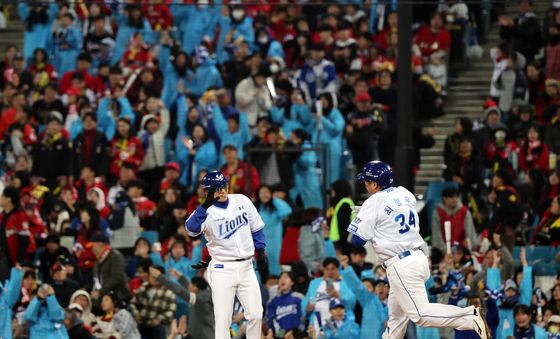 최형우, 포스트시즌 최고령 홈런!