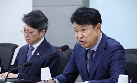 발언하는 복기왕 의원