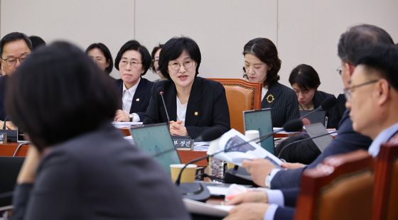 [국감] 원민경 장관, 국정감사 답변