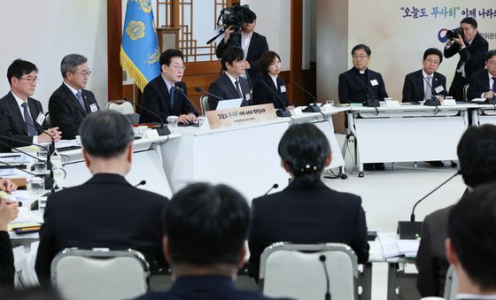 국민생명안전위원회 전체회의 발언하는 이재명 대통령
