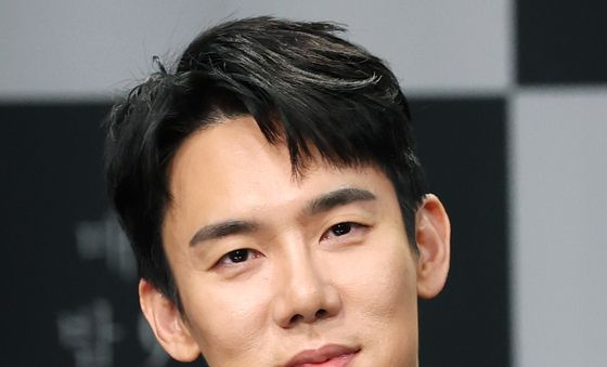 유연석, 훈내 진동