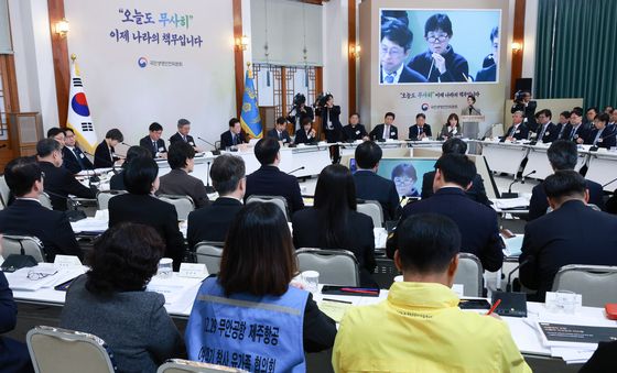 발언하는 박미숙 쿠팡산재 피해 유가족 모임 회원
