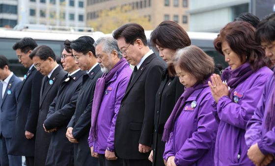 이태원참사 추모 묵념하는 이재명 대통령