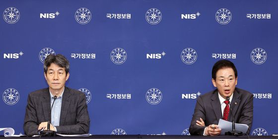 [국감] 국회 정보위 여야 간사, 국정원 국정감사 브리핑