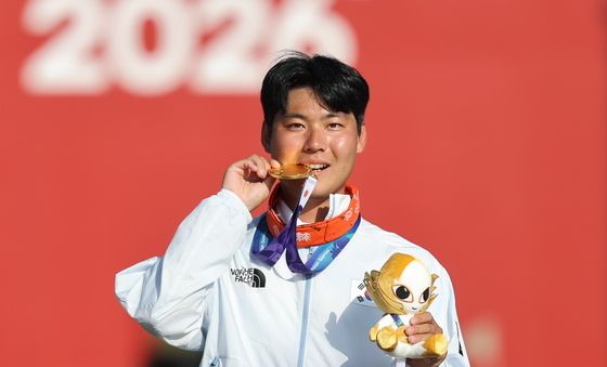 양궁 이우석 '금메달 맛?'