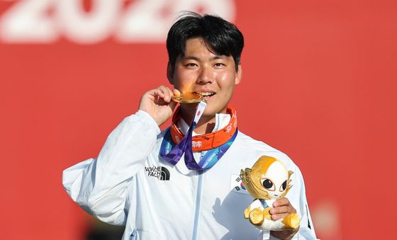 양궁 이우석, 리커브 개인 金