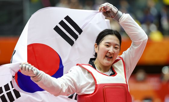 송다빈, 태권도 마지막날 金 자존심 지켰다