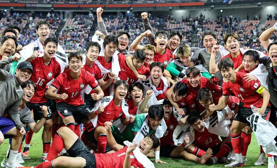 AG축구대표팀, 日꺾고 금메달