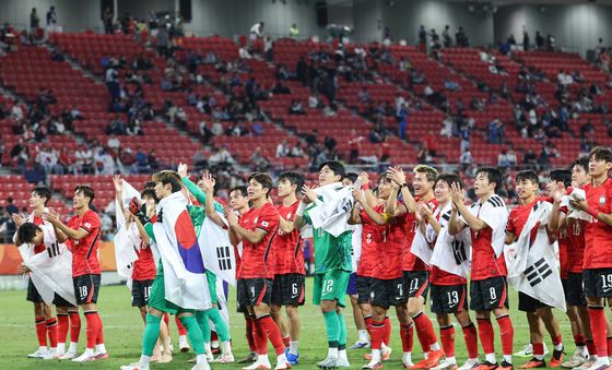 아시아 정상에 선 AG축구대표팀