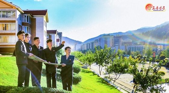 北 "강계시 면모 일신"…주택·도로 정비