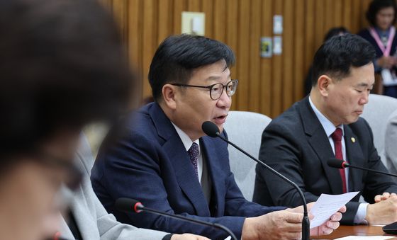 국정감사 대책회의 발언하는 정점식 원내대표