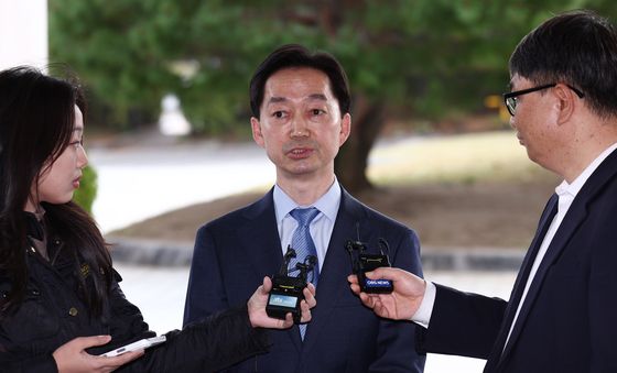 공소청 찾은 김지용 중수청장