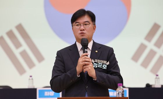국회도서관 광주분원 유치 토론회서 축사하는 정준호 의원