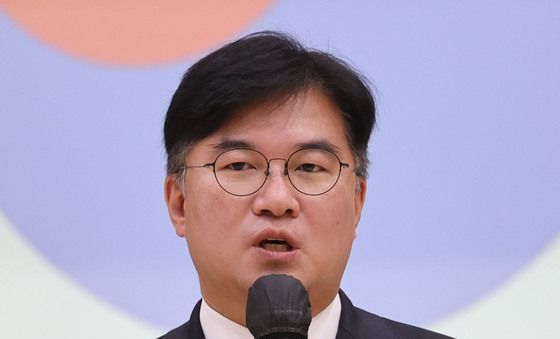 축사하는 정준호 의원