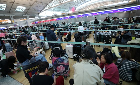 인천공항 항공사 발권 시스템 장애…체크인 차질