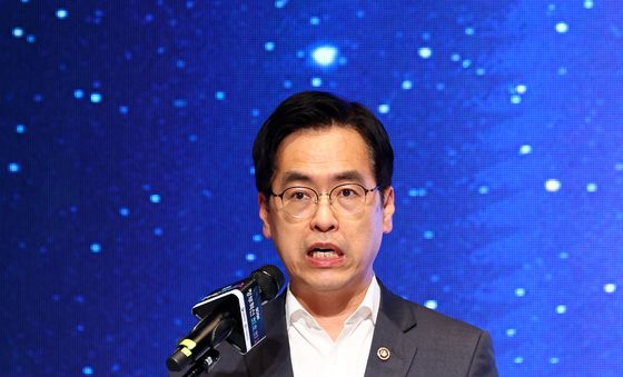 '정부혁신 최초·최고' 인증식 인사말하는 김민재 행안부 차관