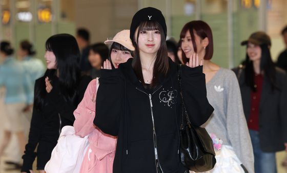 한나, 화이트 스콜피온 사랑스러운 막내