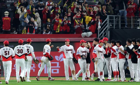 KIA 타이거즈, 삼성 라이온즈에 4-2 승리