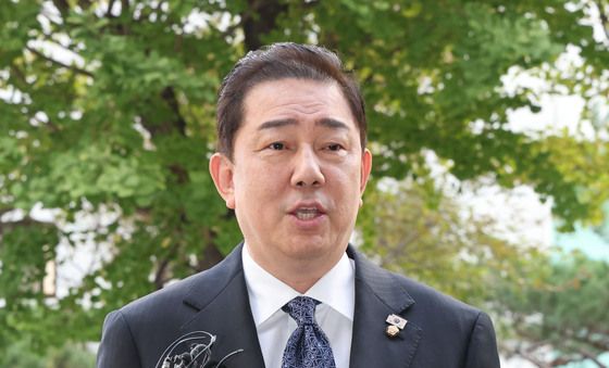 6개월만 재소환 김병기 "무혐의 입증할 것"