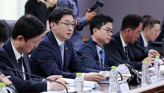 금융 당국, 금융권 긴급 소집