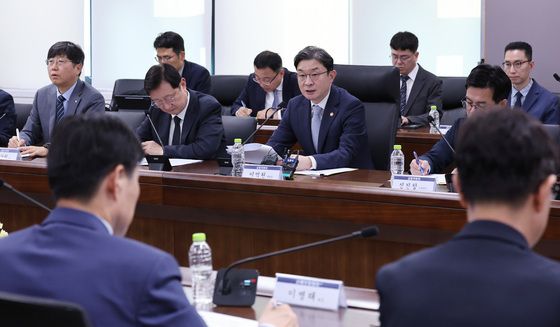 모두 발언하는 이억원 금융위원장