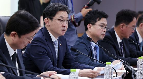 이억원 "침해사고 최고 수준 경각심…보안 빈틈없게 점검"