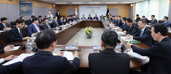 금융권 긴급 점검회의…선제 대응 강조