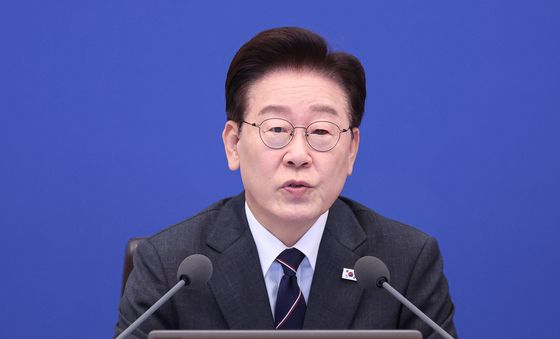국무회의 발언하는 이재명 대통령
